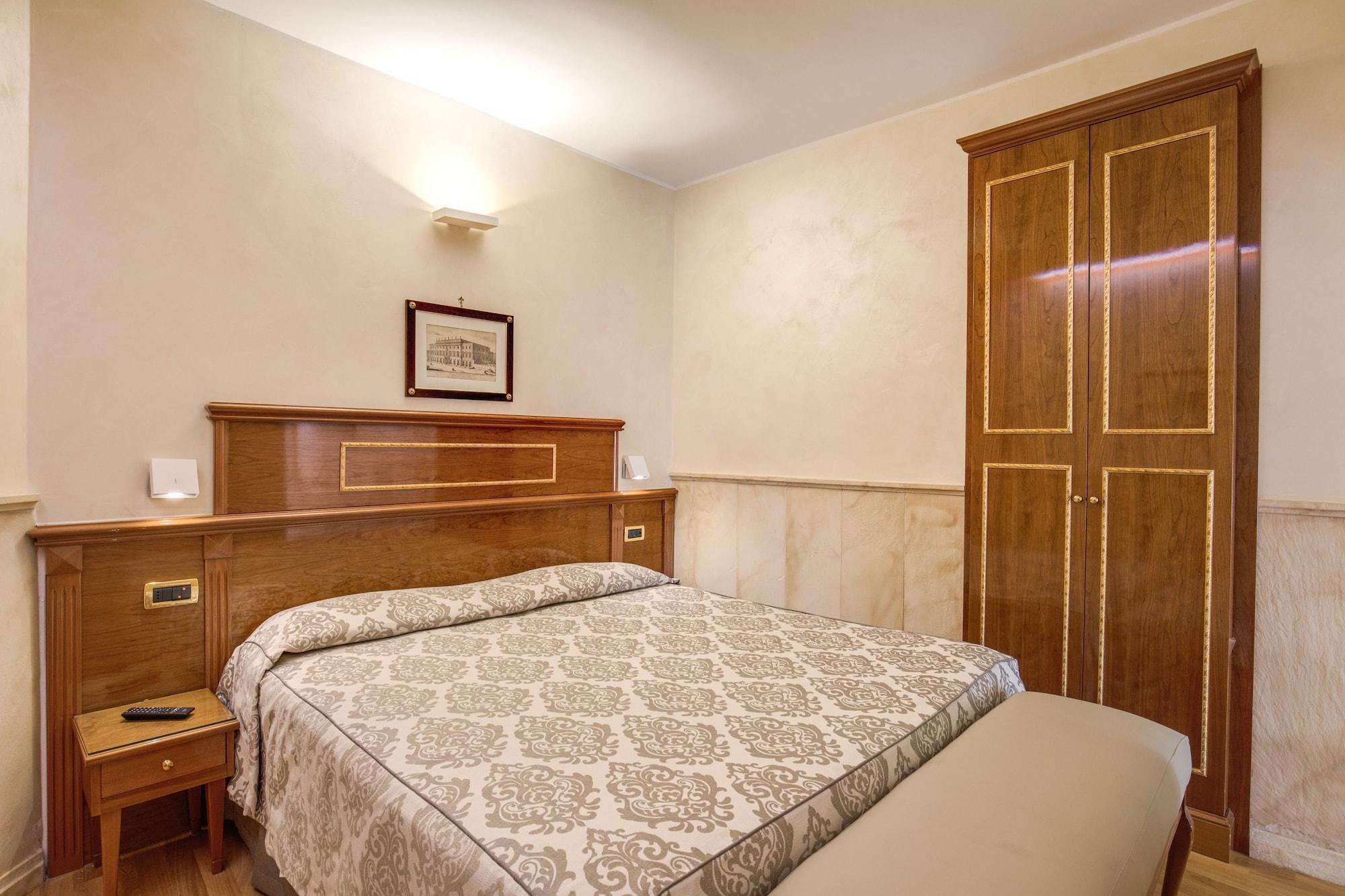 Pantheon Rooms Rome Exterior photo